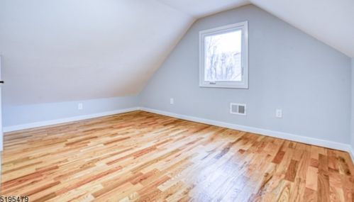 65 Semel Ave, Iselin NJ 08830-1134 exterior