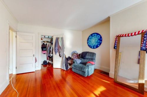 903 Beacon St, Boston MA exterior