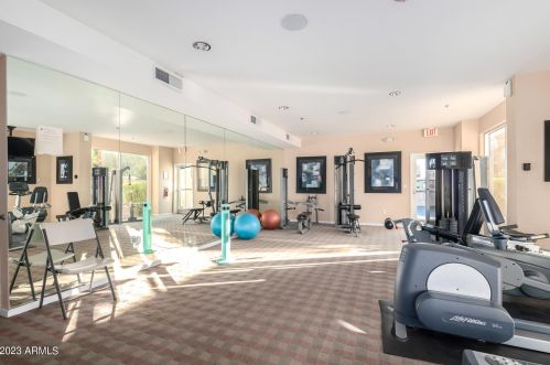 18416 Cave Creek Rd, Phoenix AZ 85032-1005 exterior