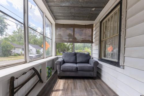 205 Maple St, Kalamazoo MI 49001-2814 exterior