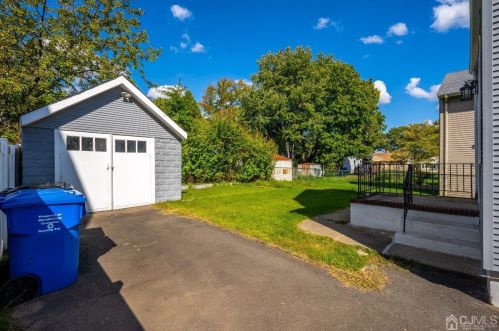 16 Wright St, Iselin NJ 08830 exterior