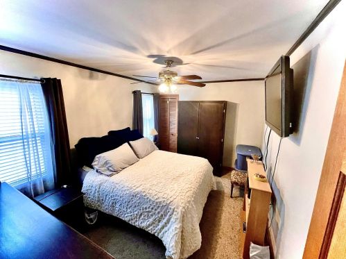 10030 Campbell Ave, Chicago IL 60655-1064 exterior