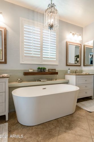 3765 Aracely Dr, Phoenix AZ 85087-5998 exterior