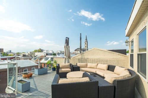 977 Lawrence St, Philadelphia PA 19120-4127 exterior