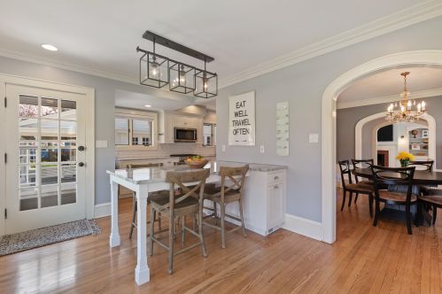 2119 Marion St, Milwaukee WI  53211-2007 exterior