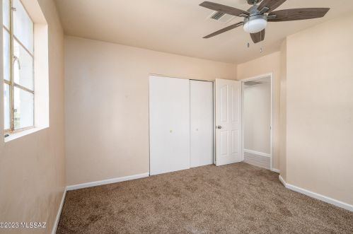 2617 Coconino Vis, Tucson AZ  85713-4002 exterior