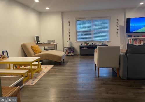 1313 Delmont Ave, Pittsburgh PA  19083-2625 exterior