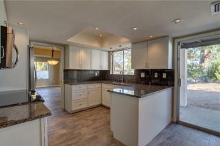 6 Piping Rock Rd, Phoenix AZ  85022-4212 exterior