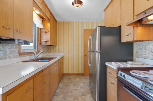 709 30 St, Manitowoc WI 54220-4305 exterior