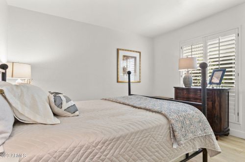 4312 28th Way, Phoenix AZ  85016-5811 exterior