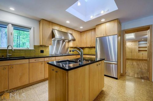 2690 Briarlake Wood Way, Atlanta GA 30345-3907 exterior