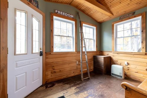 1 Fowler St, Concord NH 03303-1808 exterior