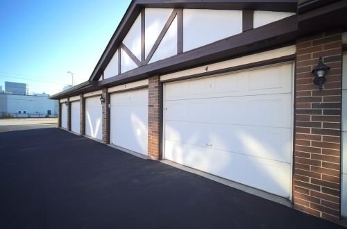 5208 122nd St, Chicago IL 60803-3187 exterior