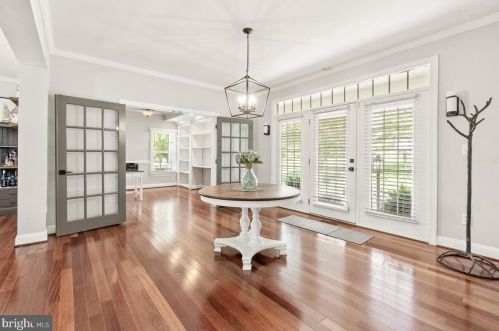 7327 Coventry Dr, Middletown MD 21769-6636 exterior