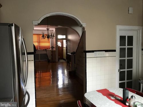 912 Catharine St, Philadelphia PA 19143-2624 exterior