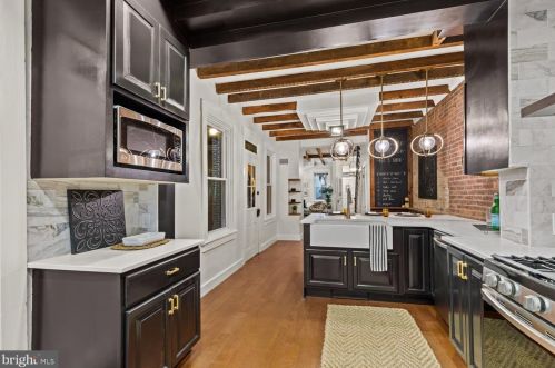 460 Queen St, Lancaster PA  17603-5618 exterior