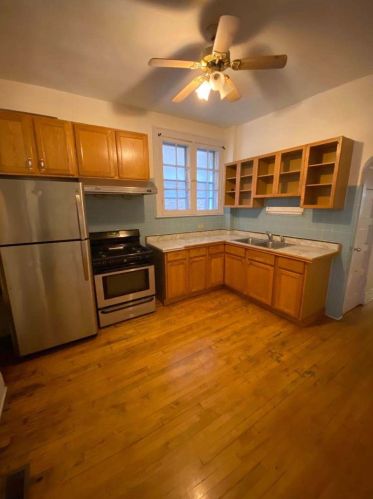 448 31 St, Chicago IL 60804-4024 exterior