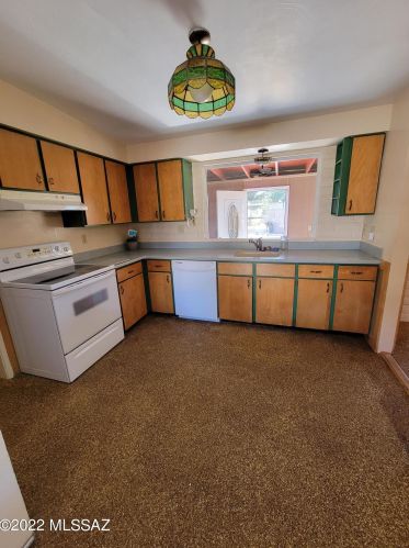 7132 Brk Dr, Tucson AZ 85730-1706 exterior