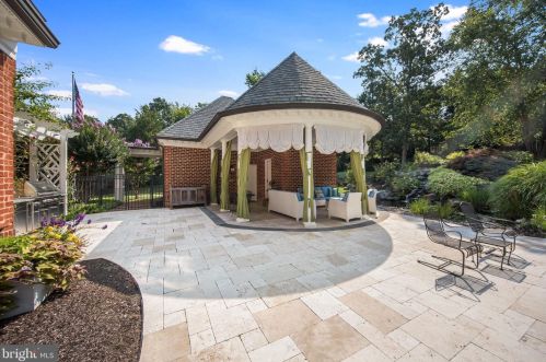 11720 Centurion Way, Rockville MD 20854-6420 exterior