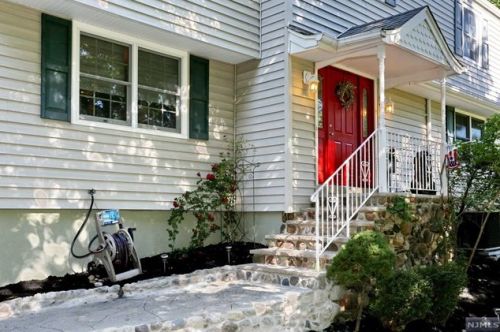 172 Linda Vista Ave, Paterson, NJ 07508-2654