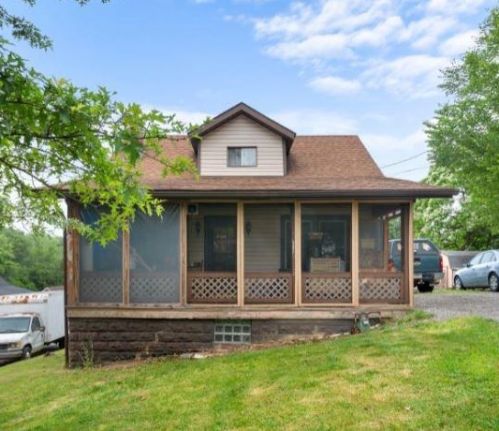 1191 Leaside Dr, Pittsburgh, PA 15207-2105