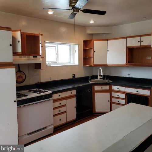 4502 Magee, Philadelphia PA 19135-2730 exterior