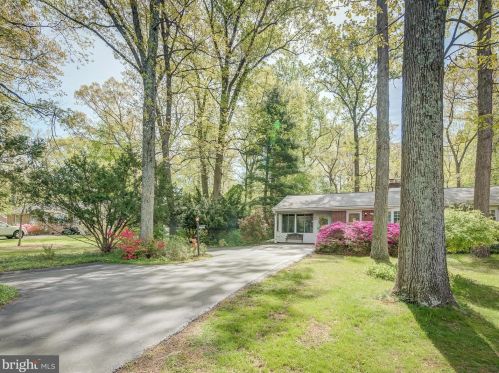 18809 Muncaster Rd, Rockville, MD 20855-1431