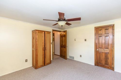 702 Knollwood Dr, Woonsocket RI 02895-2632 exterior