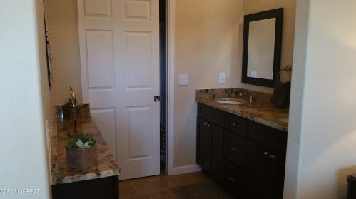 5800 Kolb Rd, Tucson AZ  14276-0908 exterior