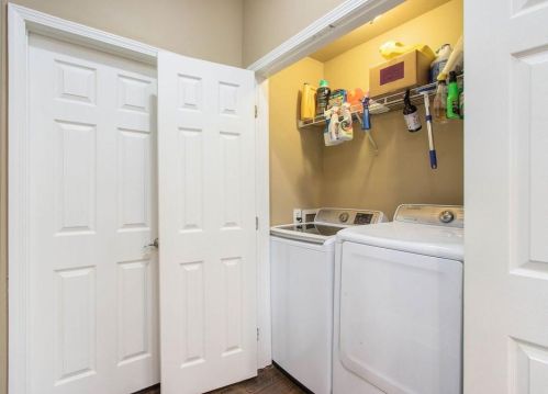 581 Formwalt St, Atlanta GA 30315-1073 exterior