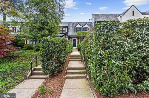 4438 Reservoir Rd, Washington, DC 20007-2041