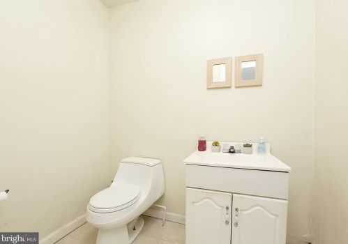 3259 Front St, Philadelphia PA 19140-5805 exterior