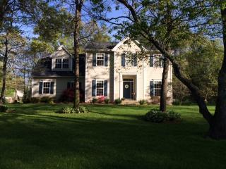 8632 Hathaway Rd, Kalamazoo MI  49009-4904 exterior