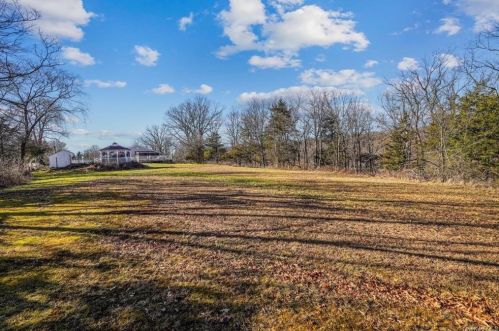 429 Clove Rd, Monroe NY 10950-4625 exterior