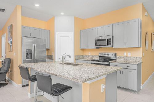 901 Bent Creek Dr, Fort Pierce FL  34947-1331 exterior