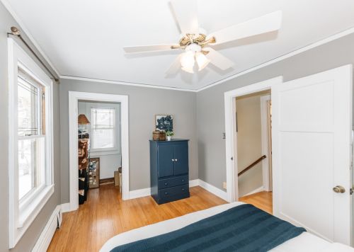 5030 Larkin St, Milwaukee WI 53217-5754 exterior