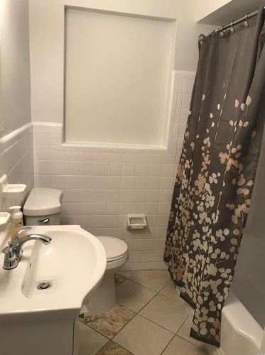 8910 New Hampshire Ave, Saint Louis MO 63123-1537 exterior