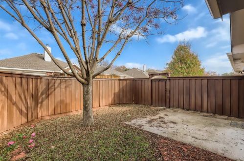 11282 Newberry Dr, Frisco TX 75035-8615 exterior