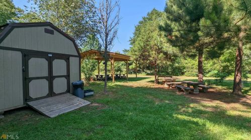 8388 Lake Dr, Lithonia GA  30039-5724 exterior