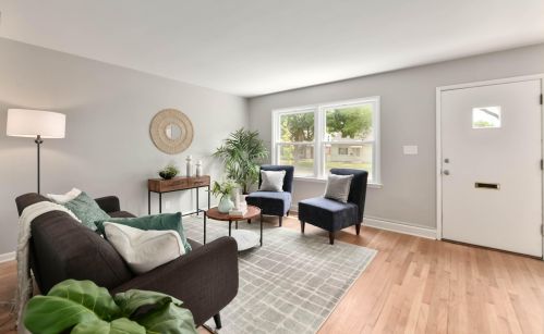 3741 85th St, Milwaukee WI  53222-2823 exterior