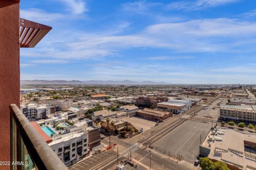 310 4th St, Phoenix AZ  85004-0610 exterior