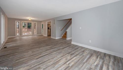 10402 Great Arbor Dr, Rockville MD  20854-4215 exterior