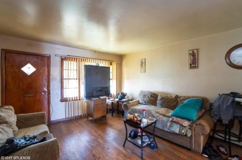 7102 Parnell Ave, Chicago, IL 60621-3031