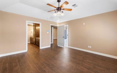 10823 Estelle Cir, Montgomery TX 77356-4721 exterior