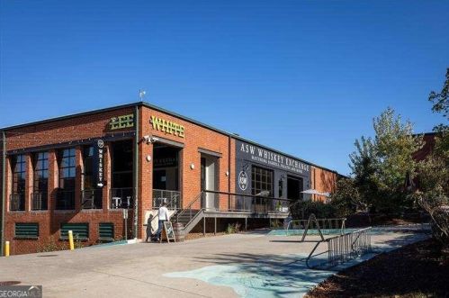 1437 Kenilworth Dr, Atlanta GA 30310-3943 exterior