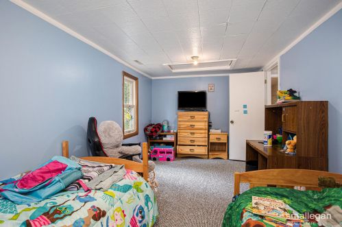 875 Dangl Rd, Meskegon MI 49442-6303 exterior