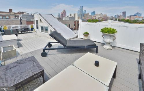 720 Marvine St, Philadelphia PA 19141-3417 exterior