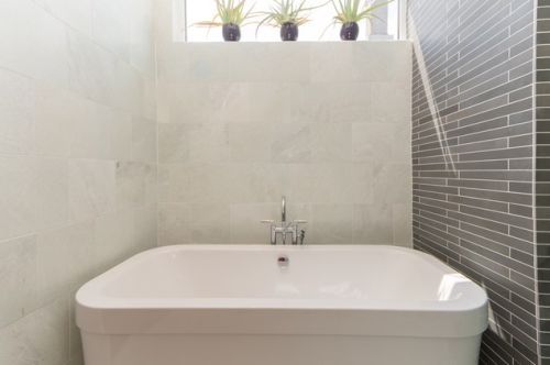 2131 Moffat St, Chicago IL 60647-4313 exterior