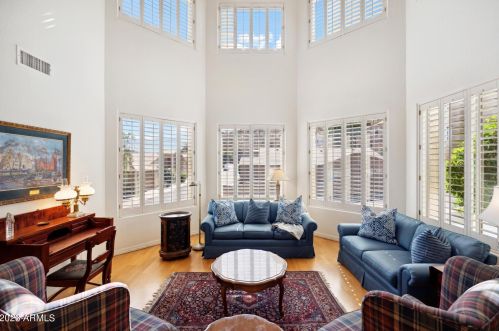 10401 Central Ave, Phoenix AZ 85020-1053 exterior