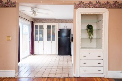 42 Ellsworth Rd, Peabody MA 01960-5325 exterior